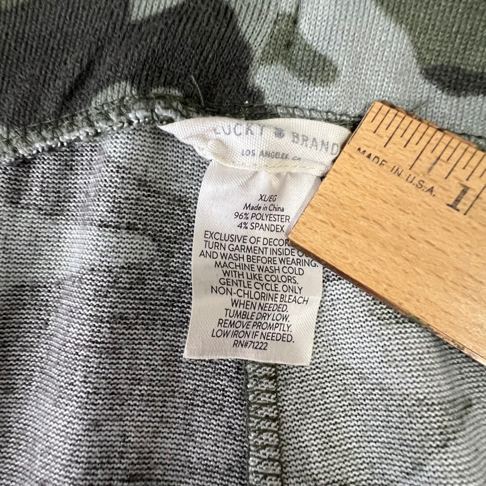Lucky Brand Green Camo Pajama Set Women XL Lounge Pants Shorts Sleepwear Soft - Picture 12 of 15